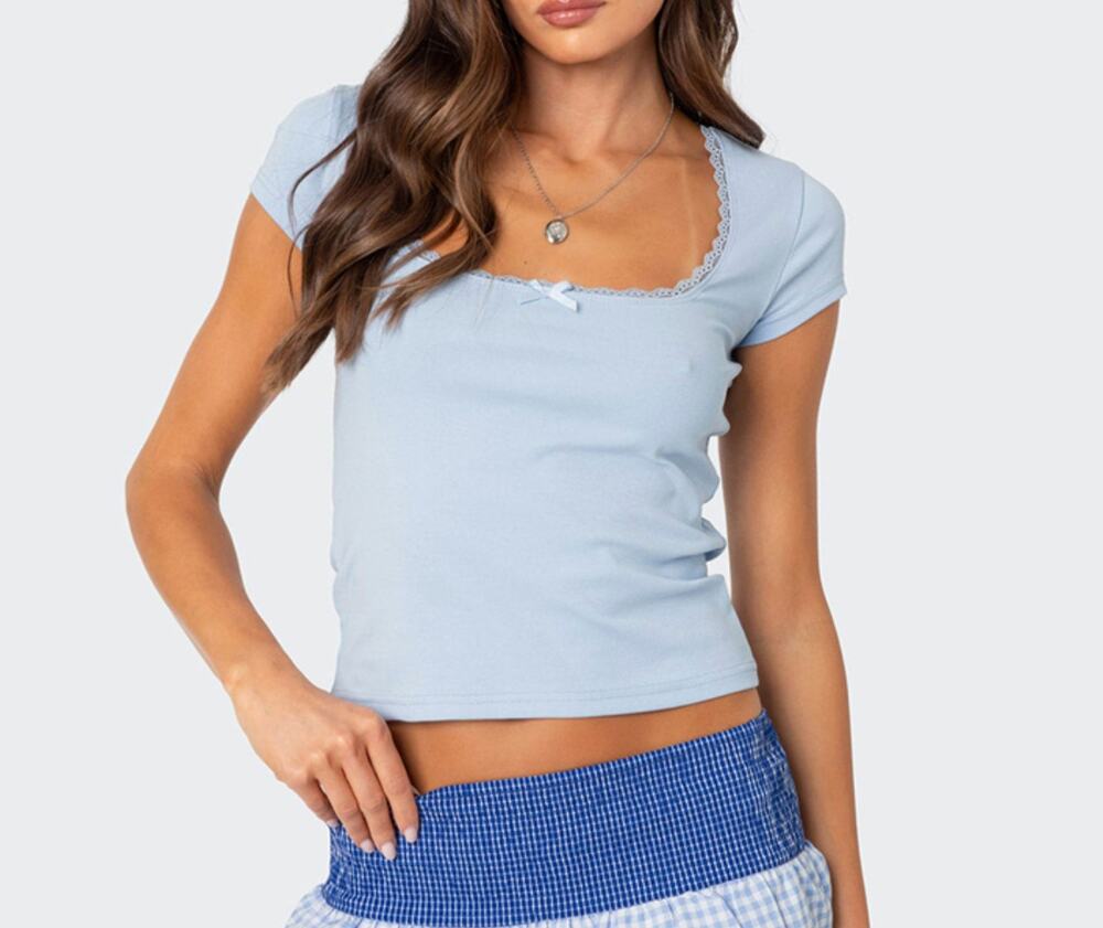 BOZOLLO BY TILLY'S | LACE TRIM SHORT SLEEVE RIBBED CROP TOP | LARGE